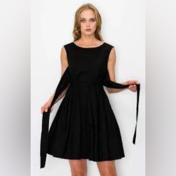 MELLODAY Black sleeveless Deep V back skater dress size L. - Picture 3 of 14